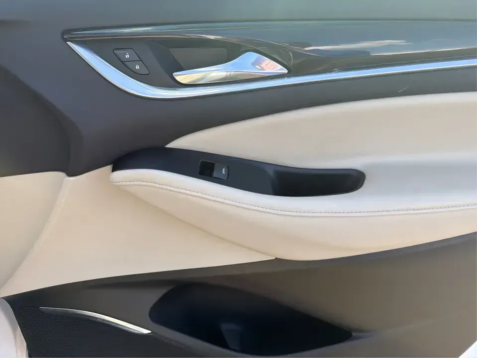 2018 Buick Enclave Premium (5GAEVBKW6JJ) with an 3.6L V-6 gasoline direct injection engine, 9A transmission, located at 1099 N County Rd 25A , Troy, OH, 45373, (937) 908-9800, 40.057079, -84.212883 - Pack the kids, queue up a playlist, and point the nose toward your next weekend getaway-this 2018 Buick Enclave Premium is built for real life in Troy, Ohio, whether you're doing school drop-offs, a long commute down I-75, or a comfortable road trip to Dayton, Columbus, or the Miami Valley. With thr - Photo#20