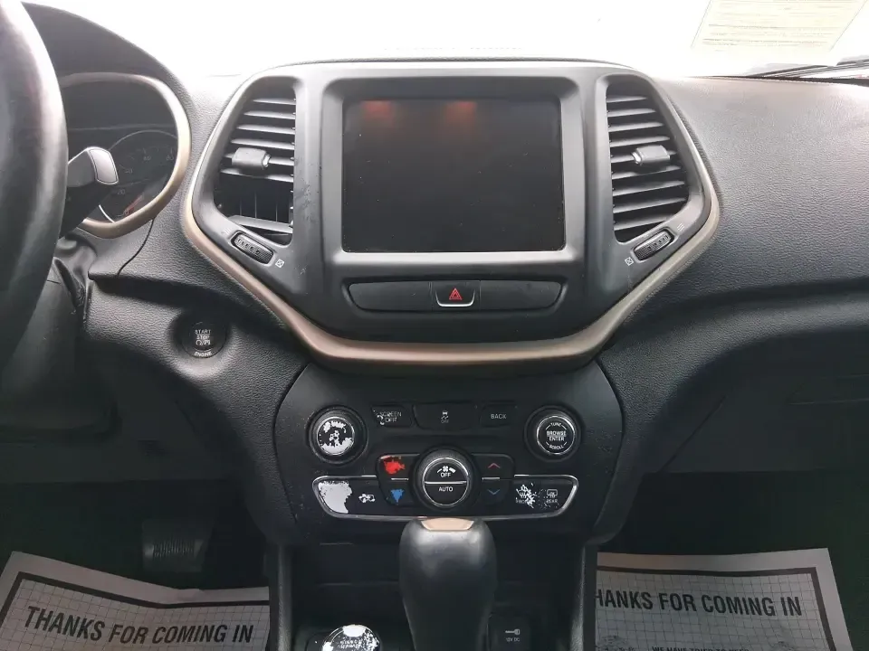 2015 Jeep Cherokee Limited (1C4PJMDBXFW) with an 2.4L L4 DOHC 16V engine, 9-Speed Automatic transmission, located at 1230 East Main St, Xenia, OH, 45385, (937) 908-9800, 39.688026, -83.910172 - Need one vehicle that can handle the weekday grind and still feel ready for a last-minute getaway? This 2015 Jeep Cherokee Limited 4WD in Brilliant Black Crystal Pearlcoat is built for Riverside life-comfortable for daily commutes, confident in Ohio weather, and versatile enough for road trips, socc - Photo#13