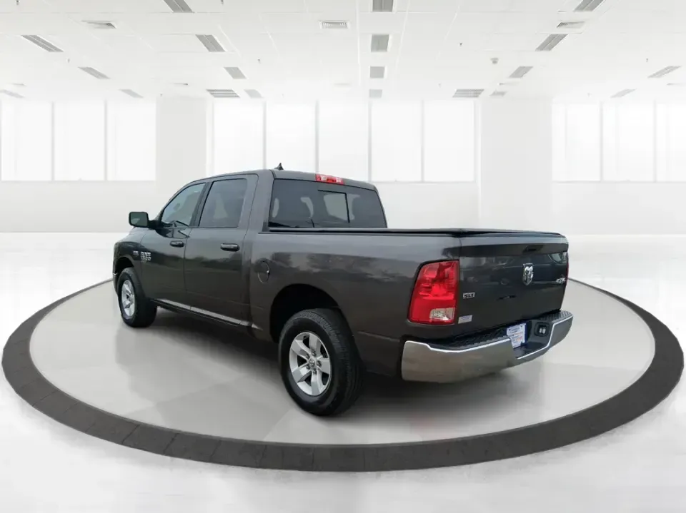 2019 Ram 1500 SLT Crew Cab SWB 4WD (1C6RR7LT2KS) with an 5.7L V8 OHV 16V engine, 8A transmission, located at 1230 East Main St, Xenia, OH, 45385, (937) 908-9800, 39.688026, -83.910172 - Built for Ohio weekends and hard-working weekdays, this 2019 Ram 1500 SLT Crew Cab SWB 4WD is the kind of truck that fits real life-towing a trailer to Caesar Creek, hauling home improvement supplies after a run down US-35, or loading up the family for a day at the Greene County Fairgrounds. Finishe- Photo#4
