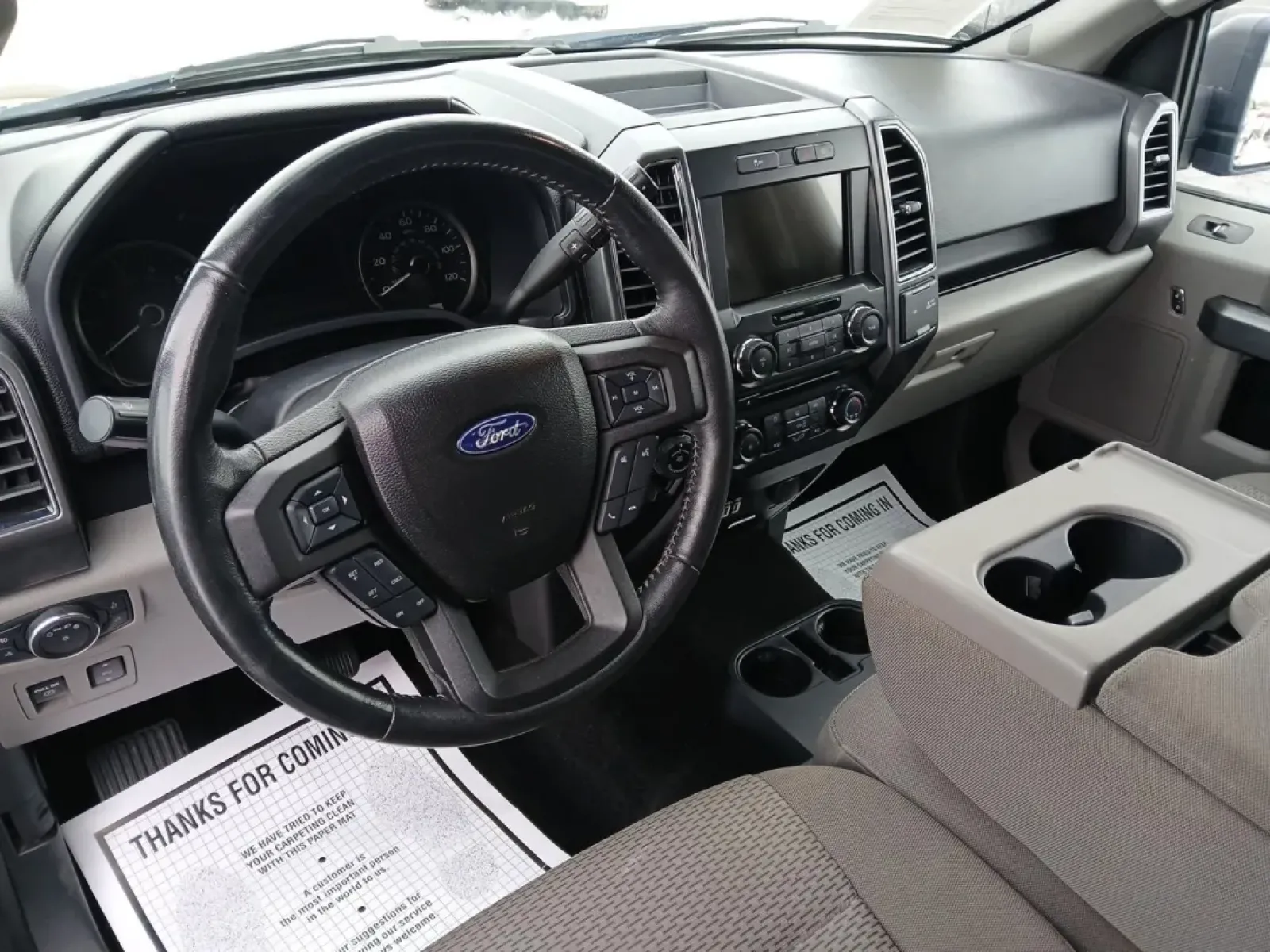 2018 Ford F-150 XLT SuperCrew 5.5-ft. Bed 4WD (1FTEW1E52JF) with an 5.0L V8 OHV 32V engine, 6-Speed Automatic transmission, located at 4508 South Dixie Dr, Moraine, OH, 45439, (937) 908-9800, 39.689976, -84.218452 - Are you ready to elevate your daily commute or weekend adventures? Look no further than this striking 2018 Ford F-150 XLT SuperCrew located at Advantage Car and Credit in Fairborn, OH. Whether you're carting the kids to practice, hauling materials for your next DIY project, or exploring the great ou - Photo#9