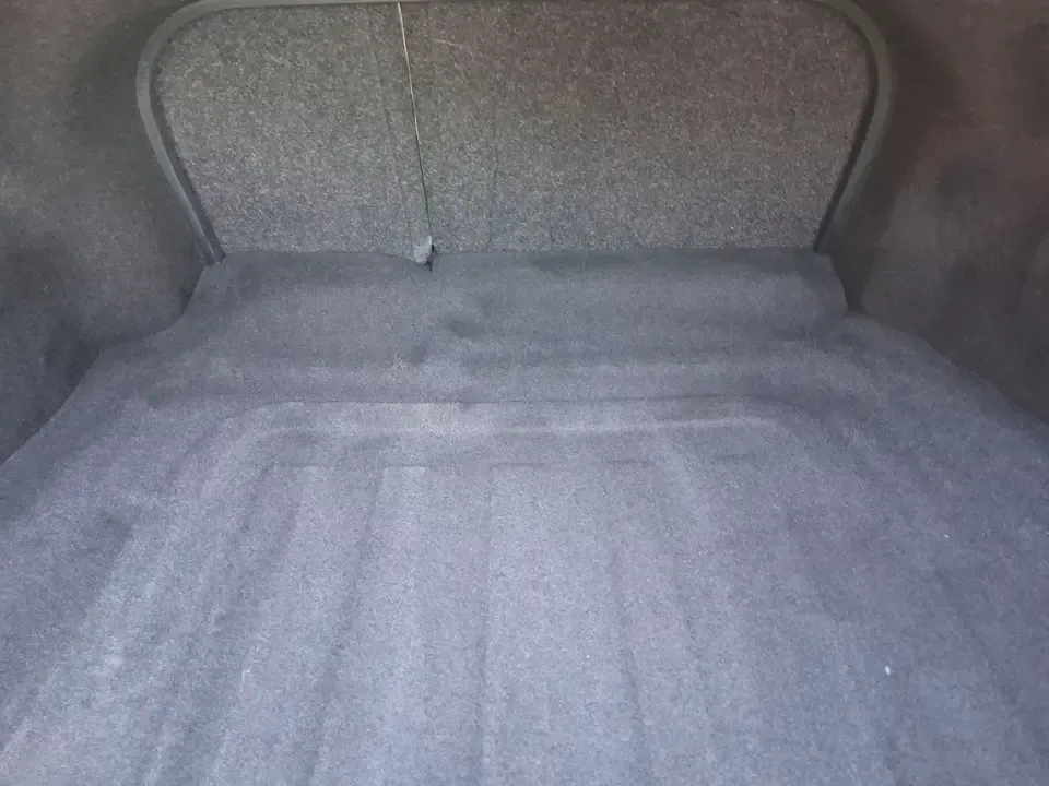 2017 Hyundai Sonata SE (5NPE24AF7HH) with an 2.4L I-4 gasoline direct injection engine, 7A transmission, located at 1230 East Main St, Xenia, OH, 45385, (937) 908-9800, 39.688026, -83.910172 - Need a dependable sedan for the daily commute down I75, quick errands around Troy, or comfortable weekend drives to Dayton? This 2017 Hyundai Sonata SE in Phantom Black is an easy-to-live-with choice for practical drivers who want modern safety, efficient performance, and a smooth ride-without payin - Photo#12