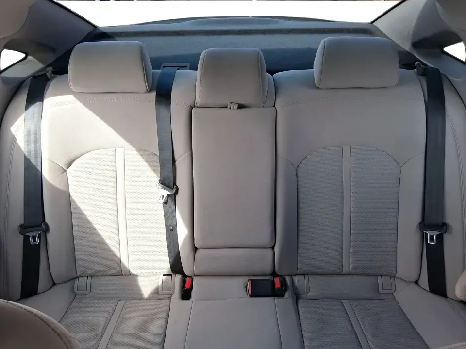 2017 Hyundai Sonata SE (5NPE24AF7HH) with an 2.4L I-4 gasoline direct injection engine, 7A transmission, located at 1230 East Main St, Xenia, OH, 45385, (937) 908-9800, 39.688026, -83.910172 - Need a dependable sedan for the daily commute down I75, quick errands around Troy, or comfortable weekend drives to Dayton? This 2017 Hyundai Sonata SE in Phantom Black is an easy-to-live-with choice for practical drivers who want modern safety, efficient performance, and a smooth ride-without payin - Photo#14