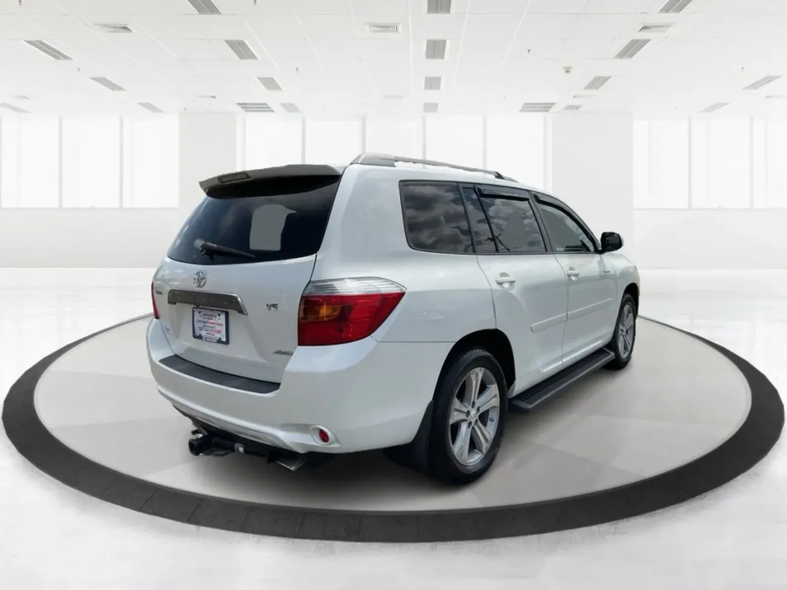 2008 Toyota Highlander Sport (JTEES43A082) with an 3.5L V-6 DOHC engine, located at 1099 N County Rd 25A , Troy, OH, 45373, (937) 908-9800, 40.057079, -84.212883 - 2008 Toyota Highlander Sport - Photo#2