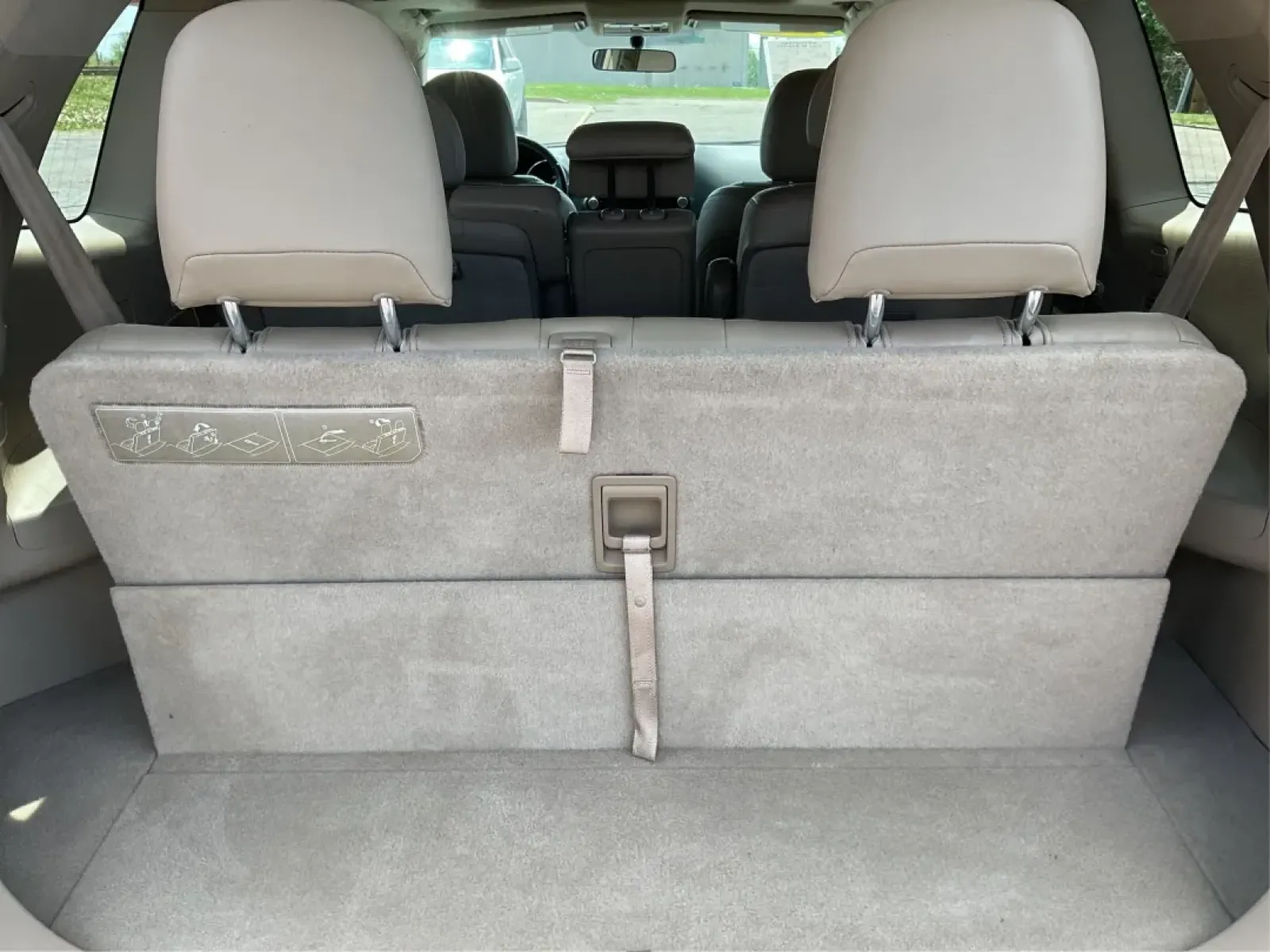 2008 Toyota Highlander Sport (JTEES43A082) with an 3.5L V-6 DOHC engine, located at 1099 N County Rd 25A , Troy, OH, 45373, (937) 908-9800, 40.057079, -84.212883 - 2008 Toyota Highlander Sport - Photo#11