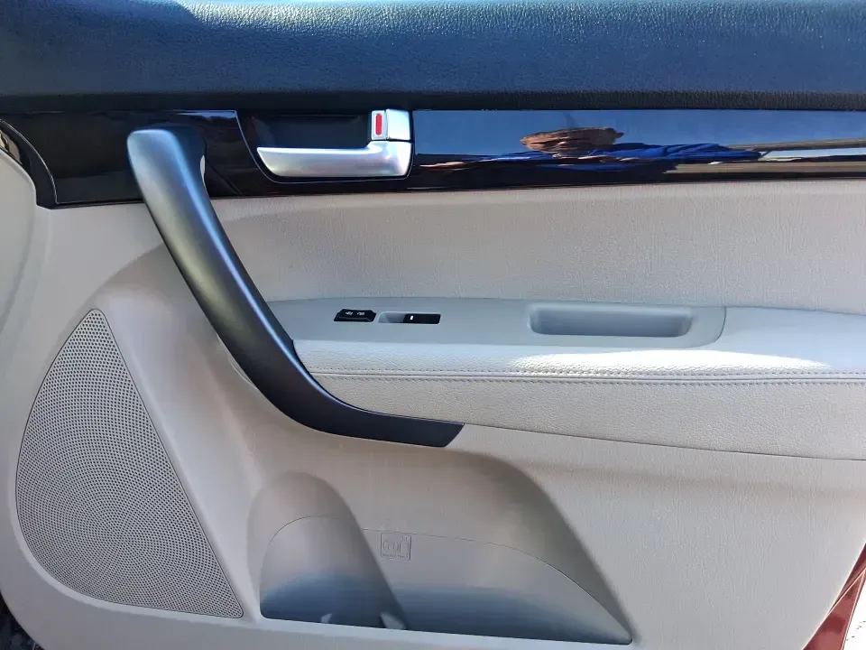 2015 Kia Sorento LX (5XYKTCA67FG) with an 2.4L I-4 gasoline direct injection engine, 6-Speed Automatic transmission, located at 1951 S Dayton Lakeview Rd., New Carlisle, OH, 45344, (937) 908-9800, 39.890999, -84.050255 - Weekend road trips to John Bryan State Park, busy school mornings, or a long commute down I70-this 2015 Kia Sorento LX is the kind of SUV that fits real life in the Miami Valley. Finished in eye-catching Remington Red Metallic, it's a practical, confidence-inspiring choice for growing families, outd - Photo#18