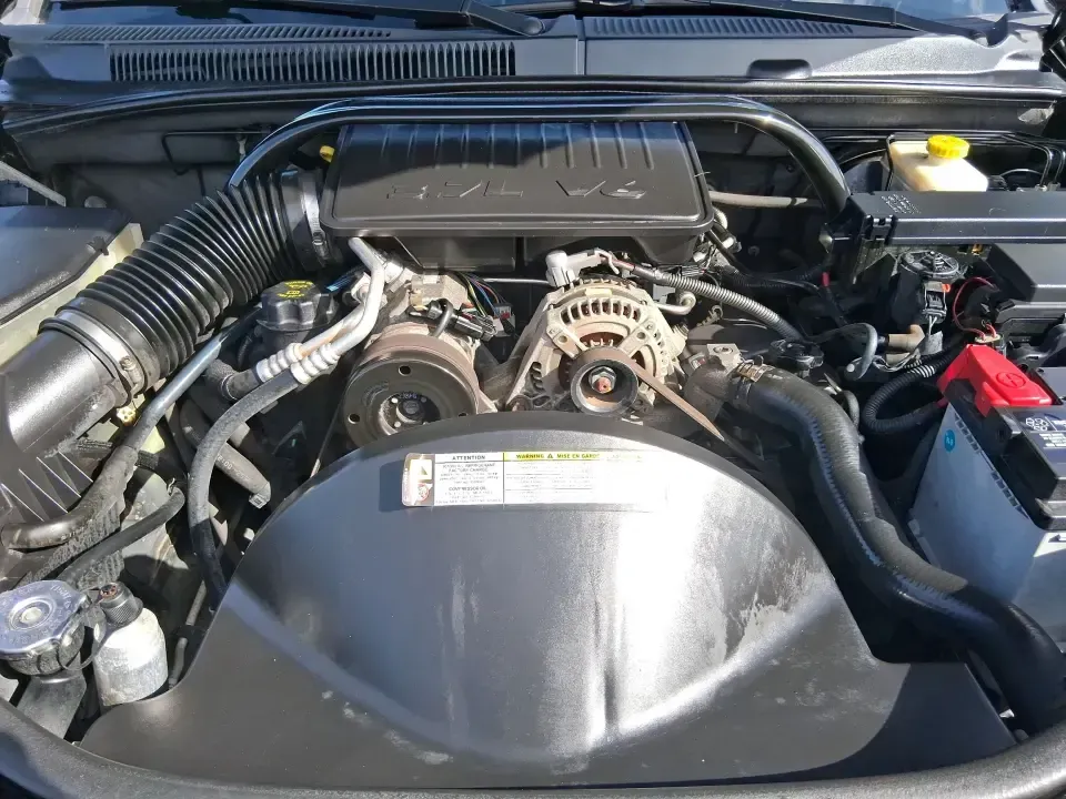 2007 Jeep Grand Cherokee Laredo (1J8GR48K47C) with an 3.7L V6 SOHC 12V engine, 5-Speed Automatic Overdrive transmission, located at 1951 S Dayton Lakeview Rd., New Carlisle, OH, 45344, (937) 908-9800, 39.890999, -84.050255 - Weekend getaways to the trails, winter commutes on slick Ohio roads, and family errands across town all get easier when you're in a capable SUV with true 4WD confidence. This **2007 Jeep Grand Cherokee Laredo** is built for drivers who want classic Jeep utility without giving up everyday comfort-ide - Photo#11