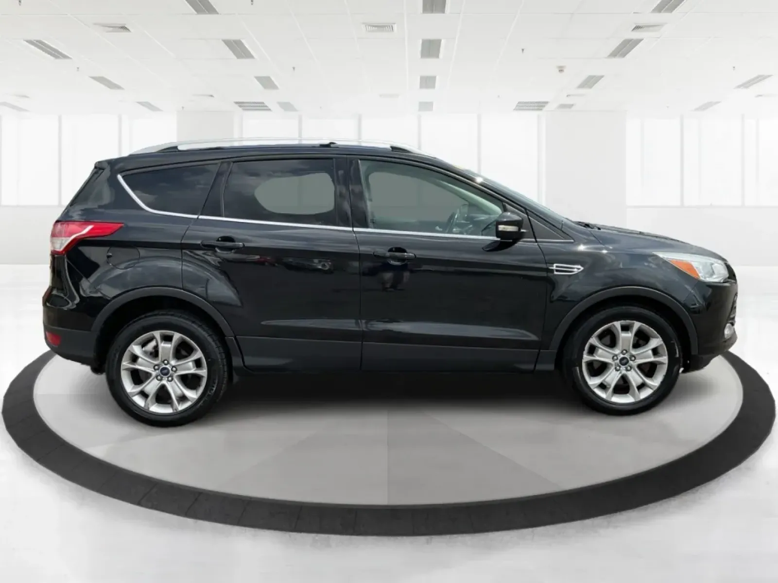 2015 Ford Escape Titanium (1FMCU9J95FU) with an Other engine, located at 1099 N County Rd 25A , Troy, OH, 45373, (937) 908-9800, 40.057079, -84.212883 - Discover your next adventure with the 2015 Ford Escape Titanium, now available at Advantage Car and Credit in Fairborn, OH! Whether you're looking for a family-friendly SUV, a reliable commuter vehicle, or a versatile option for weekend getaways, this Escape checks all the boxes. With a stunning Tux - Photo#1