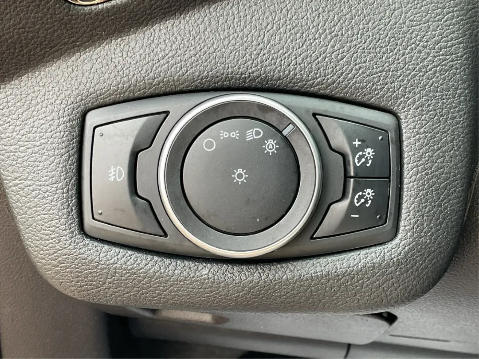 2015 Ford Escape Titanium (1FMCU9J95FU) with an Other engine, located at 1099 N County Rd 25A , Troy, OH, 45373, (937) 908-9800, 40.057079, -84.212883 - Discover your next adventure with the 2015 Ford Escape Titanium, now available at Advantage Car and Credit in Fairborn, OH! Whether you're looking for a family-friendly SUV, a reliable commuter vehicle, or a versatile option for weekend getaways, this Escape checks all the boxes. With a stunning Tux - Photo#16