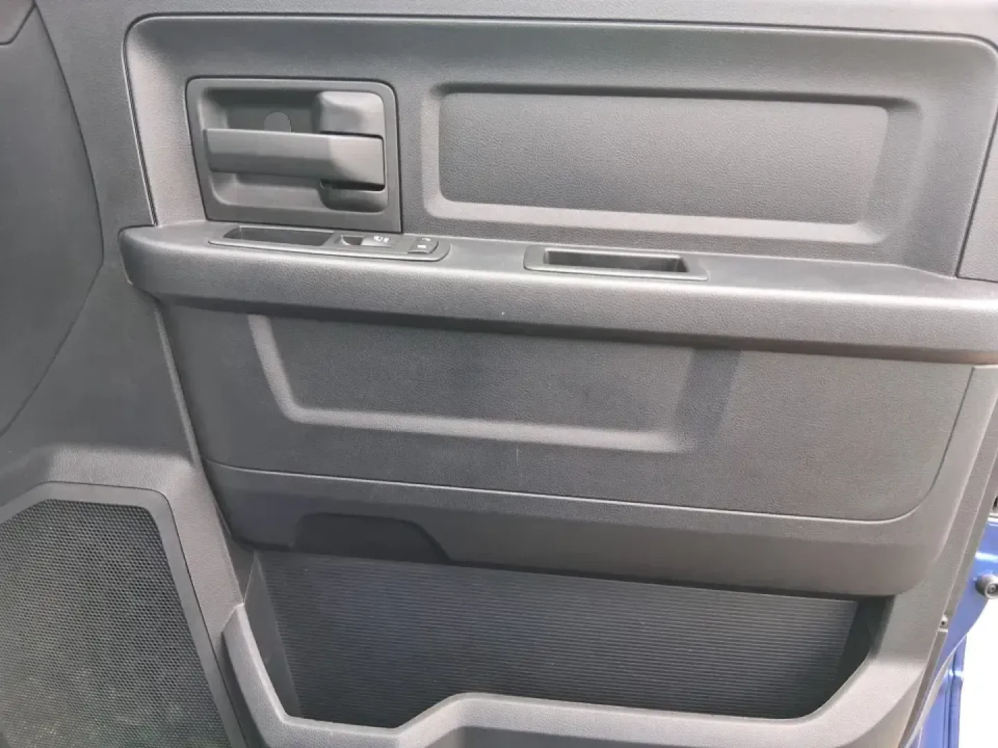 2015 Ram 1500 Express (3C6RR7KT8FG) with an 5.7L V8 OHV 16V engine, 6-Speed Automatic transmission, located at 1099 N County Rd 25A , Troy, OH, 45373, (937) 908-9800, 40.057079, -84.212883 - Need a truck that can handle weekday work, weekend projects, and spur-of-the-moment road trips to Indian Lake without flinching? This 2015 Ram 1500 Express Crew Cab is built for real life in West Central Ohio-comfortable enough for the daily commute, strong enough for towing and hauling, and roomy e - Photo#18