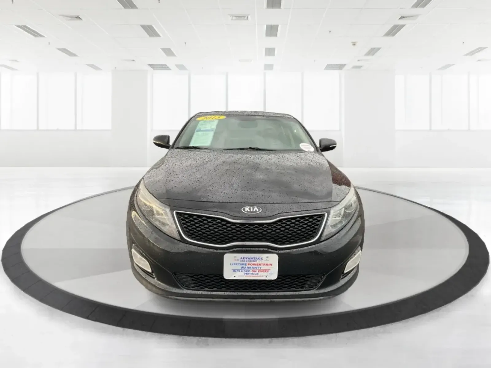 2015 Kia Optima EX (5XXGN4A76FG) with an Theta II 2.4L I-4 gasoline direct injection engine, located at 1099 N County Rd 25A , Troy, OH, 45373, (937) 908-9800, 40.057079, -84.212883 - **Elevate Your Daily Commute with the 2015 Kia Optima EX** <br /> <br /> Imagine transforming your daily drive into an experience of comfort and style. Whether you're navigating the bustling streets of Fairborn or embarking on a weekend getaway, the 2015 Kia Optima EX is designed to enhance your li - Photo#7