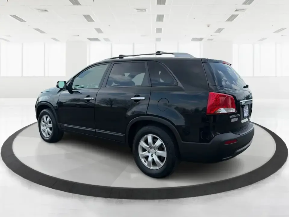 2012 Kia Sorento LX (5XYKT3A68CG) with an 2.4L I-4 gasoline direct injection engine, 6-Speed Automatic transmission, located at 1230 East Main St, Xenia, OH, 45385, (937) 908-9800, 39.688026, -83.910172 - Weekend getaways to John Bryan State Park, daily school drop-offs around Xenia, or an easy commute toward Beavercreek and Dayton-this Ebony Black 2012 Kia Sorento LX is the kind of SUV that fits real life. With practical space, confident road manners, and comfort features you'll appreciate on longer - Photo#4