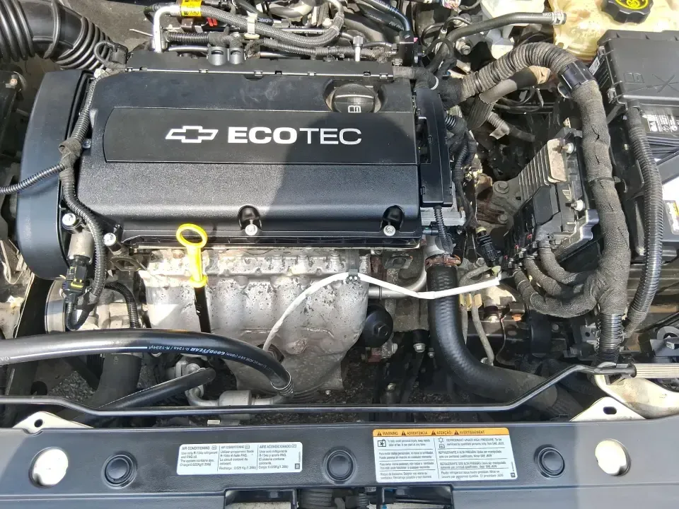 2013 Chevrolet Cruze LS Auto (1G1PA5SH4D7) with an ECOTEC 1.8L I-4 DOHC engine, 6-Speed Automatic transmission, located at 1184 Kauffman Ave, Fairborn, OH, 45324, (937) 908-9800, 39.807072, -84.030914 - Make your weekdays easier and your weekends more spontaneous with a sedan that's built for real life in Fairborn-whether you're commuting to Wright-Patterson AFB, running errands between Beavercreek and Huber Heights, or planning a quick road trip down I-675. This **2013 Chevrolet Cruze LS Auto** de - Photo#10