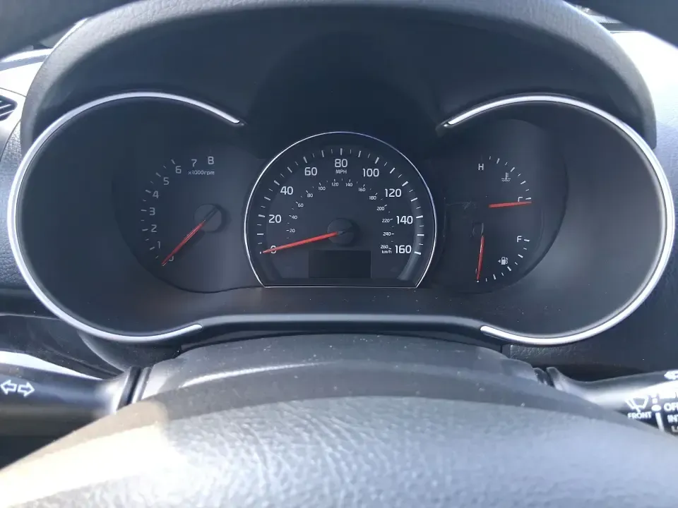 2014 Kia Sorento LX (5XYKTCA65EG) with an 2.4L I-4 gasoline direct injection engine, 6-Speed Automatic transmission, located at 1230 East Main St, Xenia, OH, 45385, (937) 908-9800, 39.688026, -83.910172 - Need one SUV that can handle Ohio winters, school drop-offs, and spontaneous weekend getaways to Indian Lake or a day trip to Dayton? This 2014 Kia Sorento LX in eye-catching Remington Red Metallic is a practical, confidence-building choice for busy families, commuters, and adventure-minded drivers - Photo#15