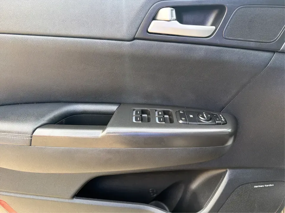 2017 Kia Sportage EX (KNDPN3AC6H7) with an Theta II 2.4L I-4 gasoline direct injection engine, 6A transmission, located at 1951 S Dayton Lakeview Rd., New Carlisle, OH, 45344, (937) 908-9800, 39.890999, -84.050255 - Picture your next weekend: loading up groceries for the week, cruising I70 toward Dayton for dinner plans, or packing the cargo area for a road trip to Huber Heights, Springfield, or a quick getaway near the Great Miami River. This 2017 Kia Sportage EX in Mineral Silver is the kind of practical, com - Photo#18