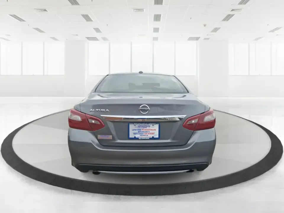 2018 Nissan Altima 2.5 SV (1N4AL3AP0JC) with an 2.5L I-4 DOHC engine, CVT transmission, located at 8750 N County Rd 25A, Piqua, OH, 45356, (937) 908-9800, 40.164391, -84.232513 - Make every mile easier-whether you're tackling a long commute down I75, running kids to practice after school, or planning a weekend day trip to the Miami County Fairgrounds. This 2018 Nissan Altima 2.5 SV in Gun Metallic is the kind of comfortable, efficient sedan that fits real-life schedules in P - Photo#3