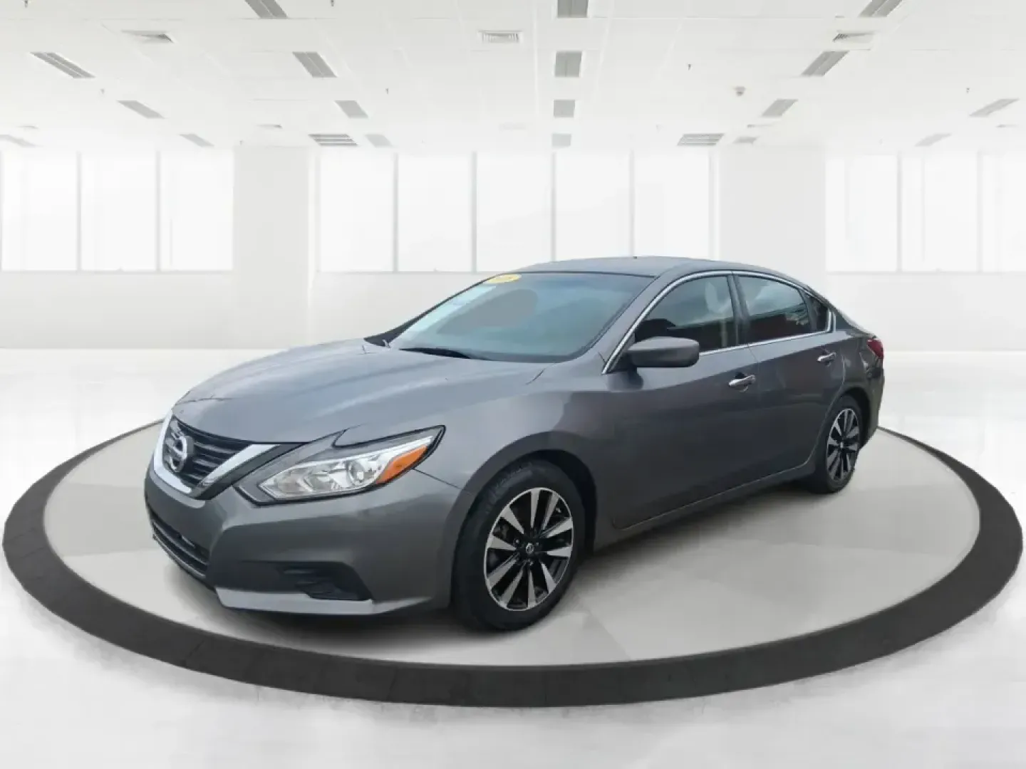 2018 Nissan Altima 2.5 SV (1N4AL3AP0JC) with an 2.5L I-4 DOHC engine, CVT transmission, located at 4508 South Dixie Dr, Moraine, OH, 45439, (937) 908-9800, 39.689976, -84.218452 - Make every mile easier-whether you're tackling a long commute down I75, running kids to practice after school, or planning a weekend day trip to the Miami County Fairgrounds. This 2018 Nissan Altima 2.5 SV in Gun Metallic is the kind of comfortable, efficient sedan that fits real-life schedules in P - Photo#8