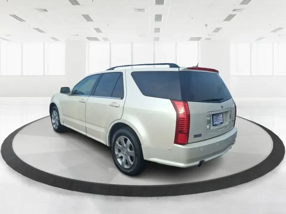 2007 Cadillac SRX V6 (1GYEE637370) with an 3.6L V-6 DOHC engine, 5-Speed Automatic Overdrive transmission, located at 8750 N County Rd 25A, Piqua, OH, 45356, (937) 908-9800, 40.164391, -84.232513 - Make your daily commute up I75 feel first-class, turn school drop-offs into a comfortable routine, and still have an SUV ready for weekend runs to Indian Lake or a quick getaway to downtown Troy. This 2007 Cadillac SRX V6 delivers the kind of upscale ride and practical versatility that fits real lif - Photo#4