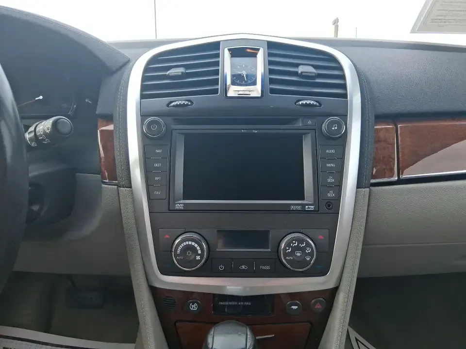 2007 Cadillac SRX V6 (1GYEE637370) with an 3.6L V-6 DOHC engine, 5-Speed Automatic Overdrive transmission, located at 8750 N County Rd 25A, Piqua, OH, 45356, (937) 908-9800, 40.164391, -84.232513 - Make your daily commute up I75 feel first-class, turn school drop-offs into a comfortable routine, and still have an SUV ready for weekend runs to Indian Lake or a quick getaway to downtown Troy. This 2007 Cadillac SRX V6 delivers the kind of upscale ride and practical versatility that fits real lif - Photo#13