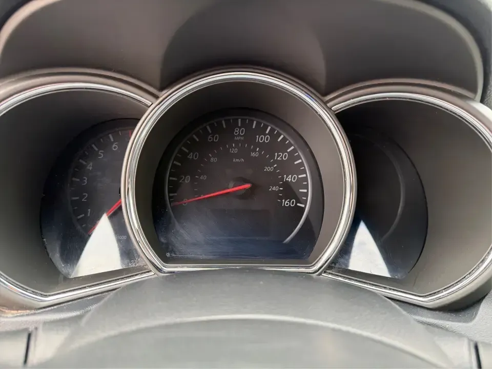 2013 Nissan Murano S (JN8AZ1MW8DW) with an 3.5L V-6 DOHC engine, Continuously Variable Transmission transmission, located at 1230 East Main St, Xenia, OH, 45385, (937) 908-9800, 39.688026, -83.910172 - Picture your next Ohio weekend: loading up the family for a day at Caesar Creek State Park, cruising out to the Greene County Fair, or tackling a long commute between Xenia, Beavercreek, and Dayton with confident comfort. This 2013 Nissan Murano S is the kind of midsize SUV that fits real life-roomy - Photo#15