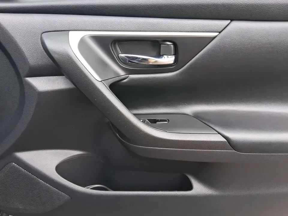 2017 Nissan Altima 2.5 S (1N4AL3AP8HC) with an 2.5L I-4 DOHC engine, CVT transmission, located at 1951 S Dayton Lakeview Rd., New Carlisle, OH, 45344, (937) 908-9800, 39.890999, -84.050255 - Need a dependable sedan that can handle the daily grind from Moraine to downtown Dayton, weekend errands around the Dayton Mall area, and the occasional road trip up I-75 without draining your budget? This 2017 Nissan Altima 2.5 S in eye-catching Storm Blue is built for real life-comfortable for lon - Photo#19