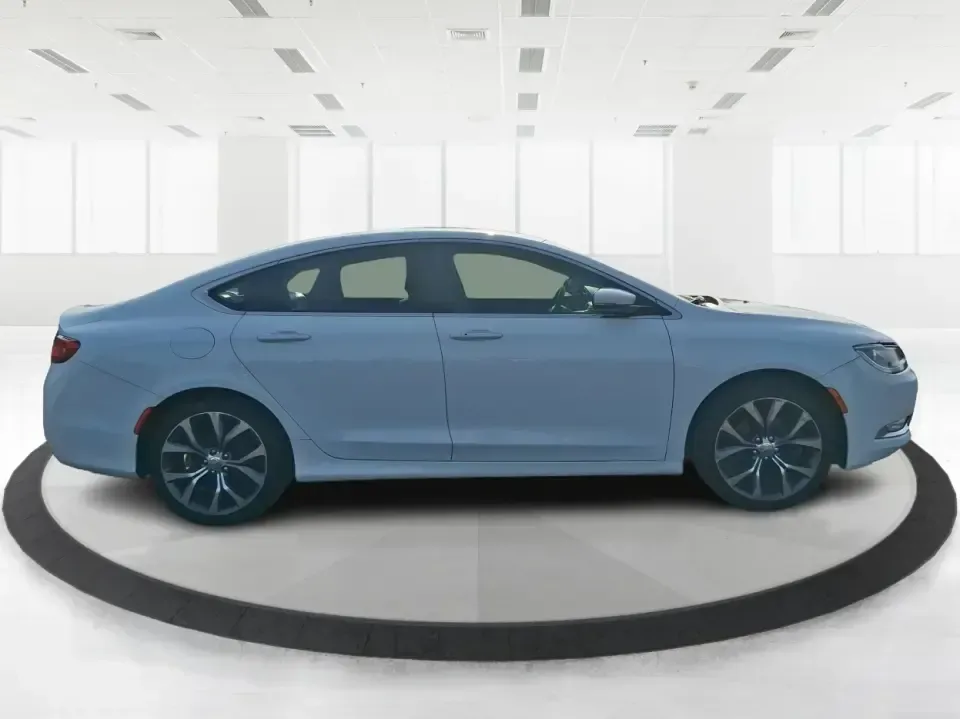 2015 Chrysler 200 C (1C3CCCCG6FN) with an 3.6L V6 DOHC 24V FFV engine, 9-Speed Automatic transmission, located at 8750 N County Rd 25A, Piqua, OH, 45356, (937) 908-9800, 40.164391, -84.232513 - Need a dependable sedan for the daily commute up I75, quick school drop-offs, or a comfortable weekend drive to downtown Piqua and the Great Miami River Trail? This 2015 Chrysler 200 C is the kind of practical-yet-upgraded ride that fits real life-quiet on longer trips, easy to park around local sho - Photo#1