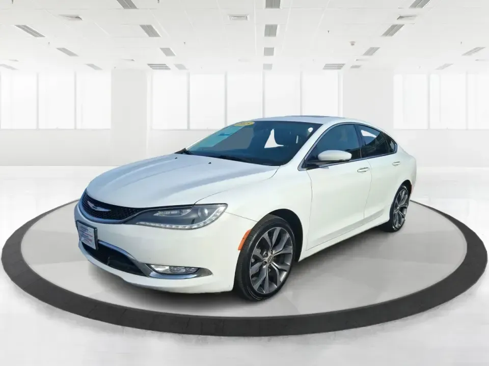 2015 Chrysler 200 C (1C3CCCCG6FN) with an 3.6L V6 DOHC 24V FFV engine, 9-Speed Automatic transmission, located at 4508 South Dixie Dr, Moraine, OH, 45439, (937) 908-9800, 39.689976, -84.218452 - Need a dependable sedan for the daily commute up I75, quick school drop-offs, or a comfortable weekend drive to downtown Piqua and the Great Miami River Trail? This 2015 Chrysler 200 C is the kind of practical-yet-upgraded ride that fits real life-quiet on longer trips, easy to park around local sho - Photo#8