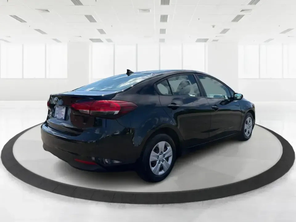 2018 Kia Forte LX (3KPFK4A79JE) with an 2L I-4 DOHC engine, 6M transmission, located at 1230 East Main St, Xenia, OH, 45385, (937) 908-9800, 39.688026, -83.910172 - Need a dependable commuter that's easy to park downtown, comfortable for I-75 and SR-725 traffic, and still stylish enough for dinner in the Dayton area? This 2018 Kia Forte LX in Aurora Black is a smart, budget-friendly sedan that fits real life in Moraine, OH-whether you're stacking miles for work - Photo#2