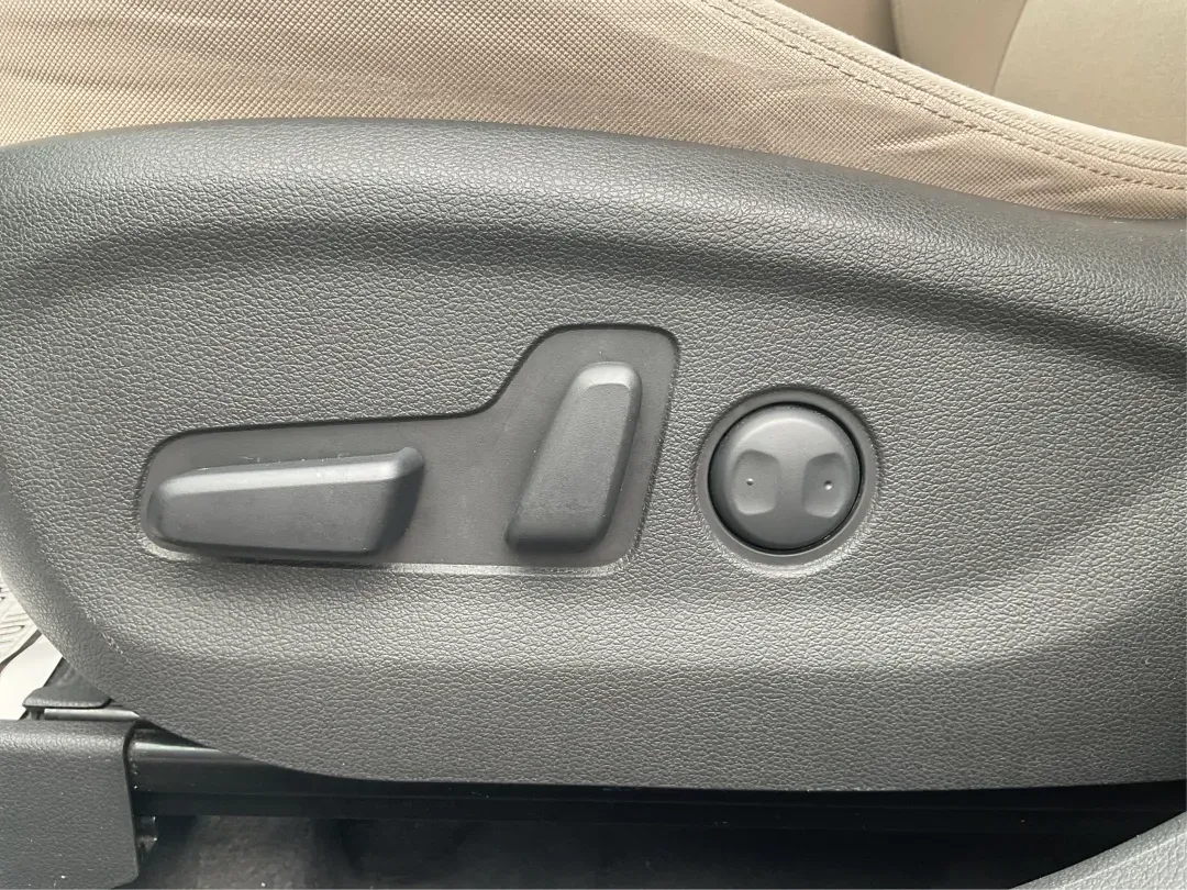 2017 Hyundai Tucson Sport (KM8J3CA29HU) with an 1.6L I-4 gasoline direct injection engine, located at 1951 S Dayton Lakeview Rd., New Carlisle, OH, 45344, (937) 908-9800, 39.890999, -84.050255 - **Discover Adventure in the 2017 Hyundai Tucson: Your Ideal SUV for Every Journey!**<br /> <br /> Are you ready to elevate your driving experience? The 2017 Hyundai Tucson in striking Ruby Wine is here, tailored for those who crave versatility and reliability in their daily adventures. Whether you'r - Photo#17