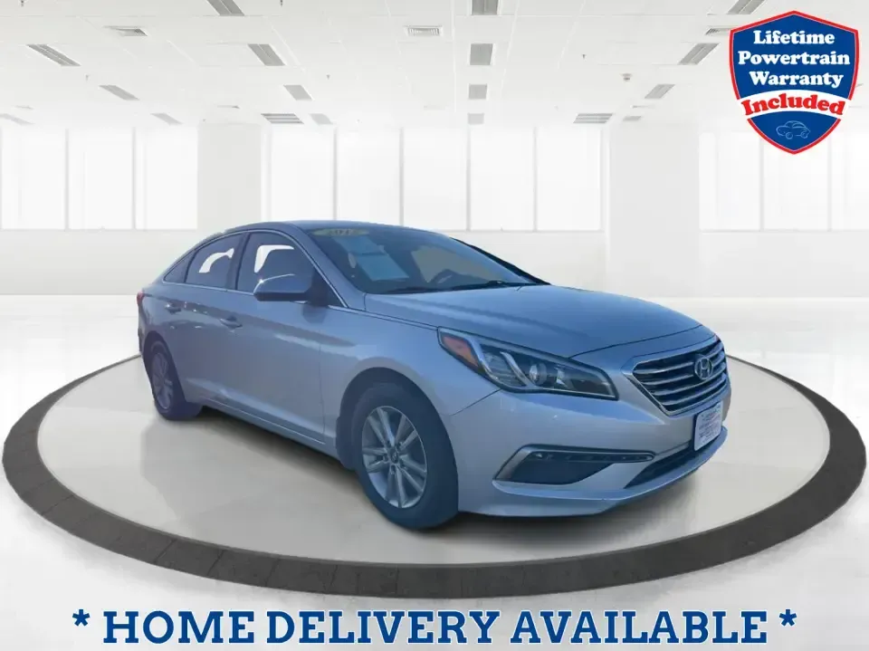2015 Hyundai Sonata SE (5NPE24AFXFH) with an 2.4L L4 DOHC 16V engine, 7-Speed Automatic transmission, located at 1951 S Dayton Lakeview Rd., New Carlisle, OH, 45344, (937) 908-9800, 39.890999, -84.050255 - 2015 Hyundai Sonata SE - Photo#0