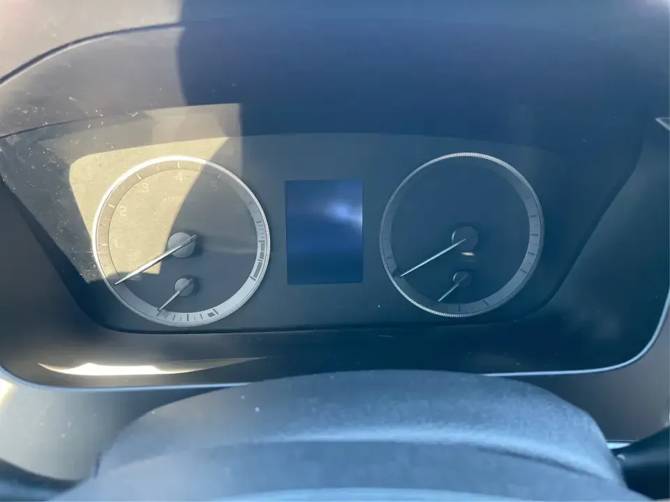 2015 Hyundai Sonata SE (5NPE24AFXFH) with an 2.4L L4 DOHC 16V engine, 7-Speed Automatic transmission, located at 1951 S Dayton Lakeview Rd., New Carlisle, OH, 45344, (937) 908-9800, 39.890999, -84.050255 - 2015 Hyundai Sonata SE - Photo#15