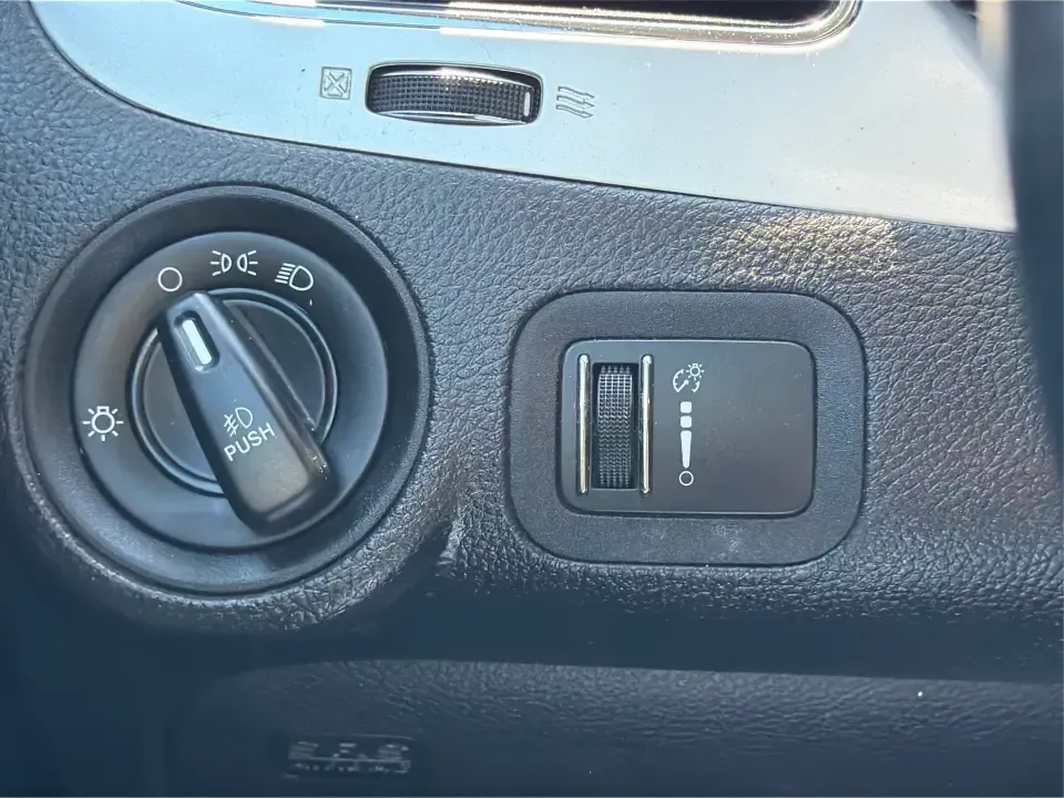 2014 Dodge Journey SXT (3C4PDDBG0ET) with an 3.6L V-6 DOHC engine, 6-Speed Automatic transmission, located at 1099 N County Rd 25A , Troy, OH, 45373, (937) 908-9800, 40.057079, -84.212883 - Pack up the kids, the dog, and the weekend bags-this 2014 Dodge Journey SXT is the kind of SUV that makes everyday life in Troy easier and spontaneous road trips feel completely doable. Whether you're tackling school drop-offs, commuting to Dayton, or planning a family day at the Miami County Fairgr - Photo#17