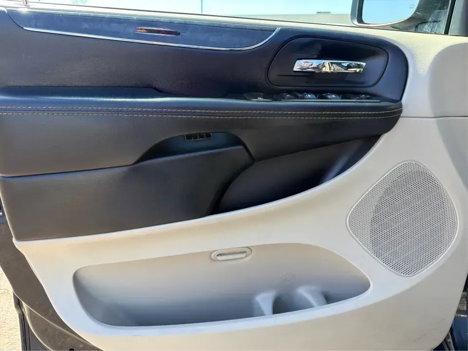 2016 Chrysler Town and Country Touring (2C4RC1BG5GR) with an Pentastar 3.6L V-6 DOHC engine, 6A transmission, located at 8750 N County Rd 25A, Piqua, OH, 45356, (937) 908-9800, 40.164391, -84.232513 - Load up the kids, the cooler, and the weekend plans-this 2016 Chrysler Town and Country Touring is the kind of family-first van that makes school drop-offs, long commutes, and road trips feel effortless. With its roomy passenger-van layout, versatile seating, and comfort features that keep everyon - Photo#19