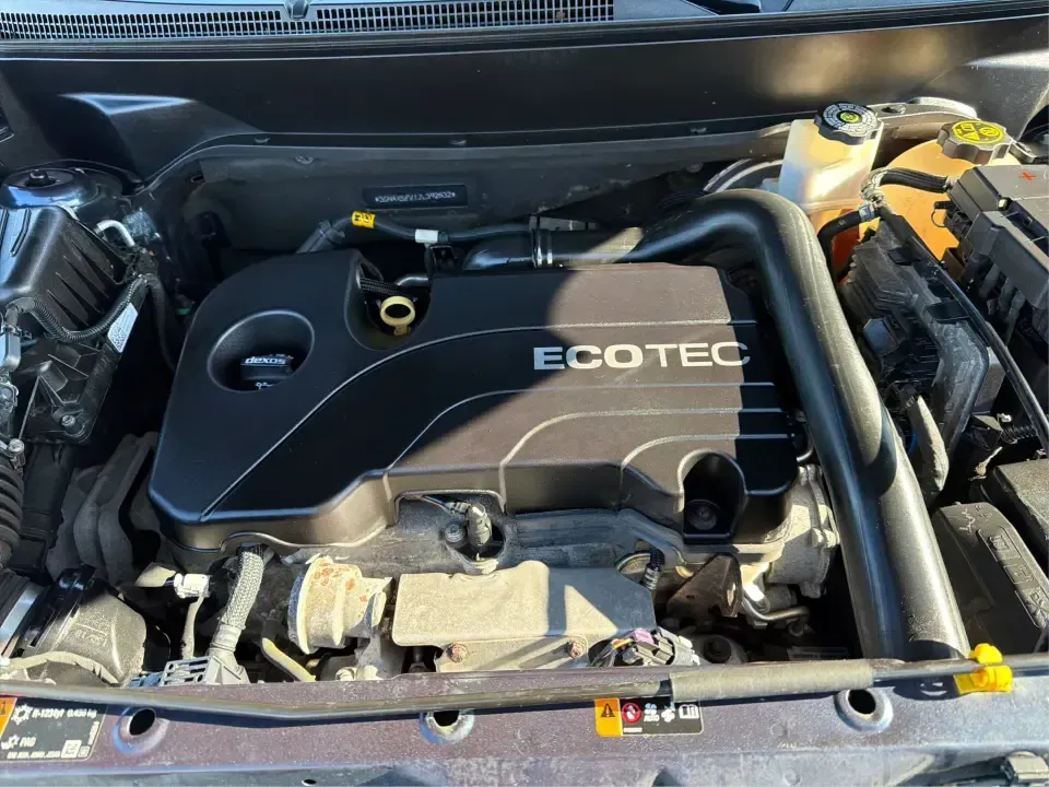 2018 Chevrolet Equinox LT (3GNAXSEV1JL) with an 1.5L I-4 gasoline direct injection engine, 6A transmission, located at 8750 N County Rd 25A, Piqua, OH, 45356, (937) 908-9800, 40.164391, -84.232513 - Picture your next Ohio road trip: a comfortable SUV loaded with gear, the kids settled in, and the confidence to keep going when the weather turns or the route heads off the main road. This 2018 Chevrolet Equinox LT in Storm Blue Metallic is built for real life in and around Piqua-whether you're com - Photo#11