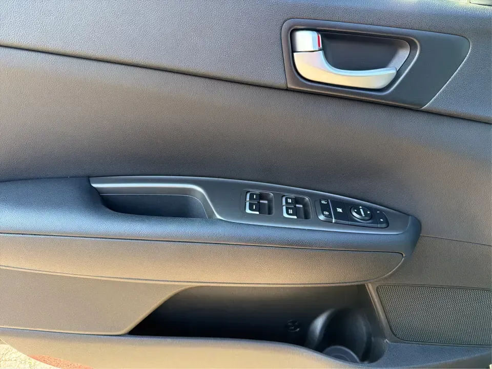 2019 Kia Optima S (5XXGT4L37KG) with an Theta II 2.4L I-4 gasoline direct injection engine, 6A transmission, located at 1099 N County Rd 25A , Troy, OH, 45373, (937) 908-9800, 40.057079, -84.212883 - Need a reliable commuter that still feels stylish for date night downtown, comfortable for weekend trips to Dayton, and efficient for the daily run up I75? This 2019 Kia Optima S in Ebony Black is a smart, budget-friendly sedan that fits real life-whether you're clocking a long work commute, shuttli - Photo#18