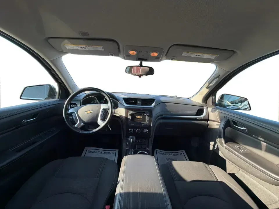 2017 Chevrolet Traverse 1LT (1GNKRGKD6HJ) with an 3.6L V-6 gasoline direct injection engine, 6A transmission, located at 8750 N County Rd 25A, Piqua, OH, 45356, (937) 908-9800, 40.164391, -84.232513 - Road trips to Indian Lake, busy school mornings, and comfortable daily commutes down I75 are exactly what this SUV was built for. If you need a three-row family hauler that still feels confident and composed on Ohio back roads, this **2017 Chevrolet Traverse 1LT** in **Tungsten Metallic** delivers t - Photo#21