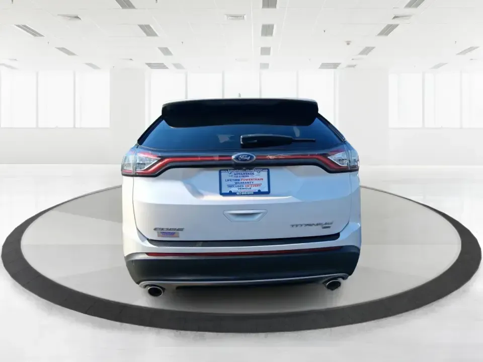 2017 Ford Edge Titanium (2FMPK4K85HB) with an 3.5L V6 DOHC 24V engine, 6A transmission, located at 1230 East Main St, Xenia, OH, 45385, (937) 908-9800, 39.688026, -83.910172 - Load up the family, point the hood toward a weekend escape, and enjoy the kind of comfort that makes long drives feel shorter-this 2017 Ford Edge Titanium is built for real life in and around Xenia. Whether you're commuting to Dayton, shuttling kids to activities, or planning a road trip to John Bry - Photo#3