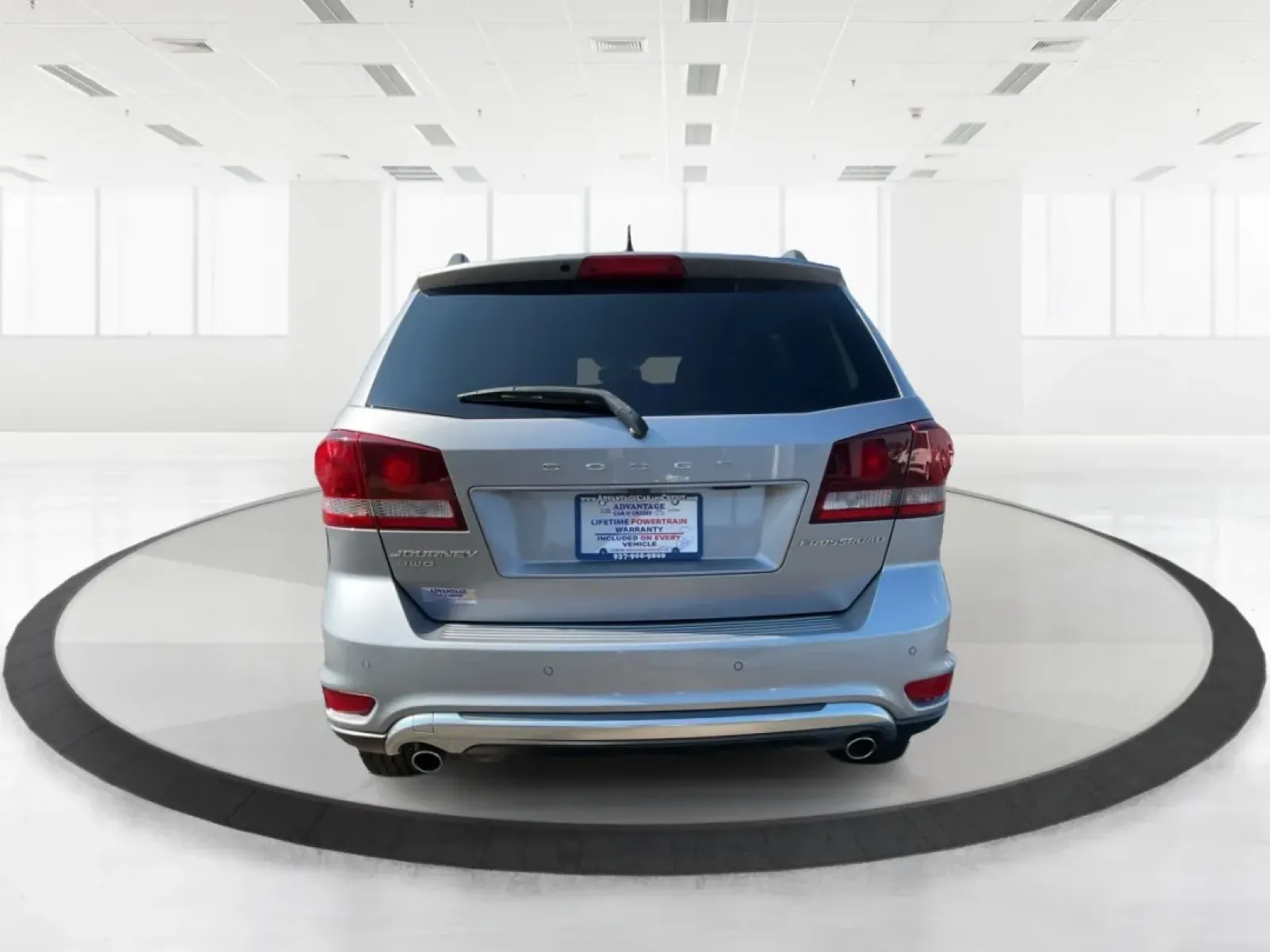 2016 Dodge Journey Crossroad Plus (3C4PDDGG2GT) with an Pentastar 3.6L V-6 DOHC engine, located at 1099 N County Rd 25A , Troy, OH, 45373, (937) 908-9800, 40.057079, -84.212883 - **Adventure Awaits with the 2016 Dodge Journey Crossroad Plus** <br /> <br /> Are you ready for your next family road trip or weekend adventure? The 2016 Dodge Journey Crossroad Plus is designed for those who crave versatility and comfort in their daily lives. This SUV is perfect for growing familie - Photo#3