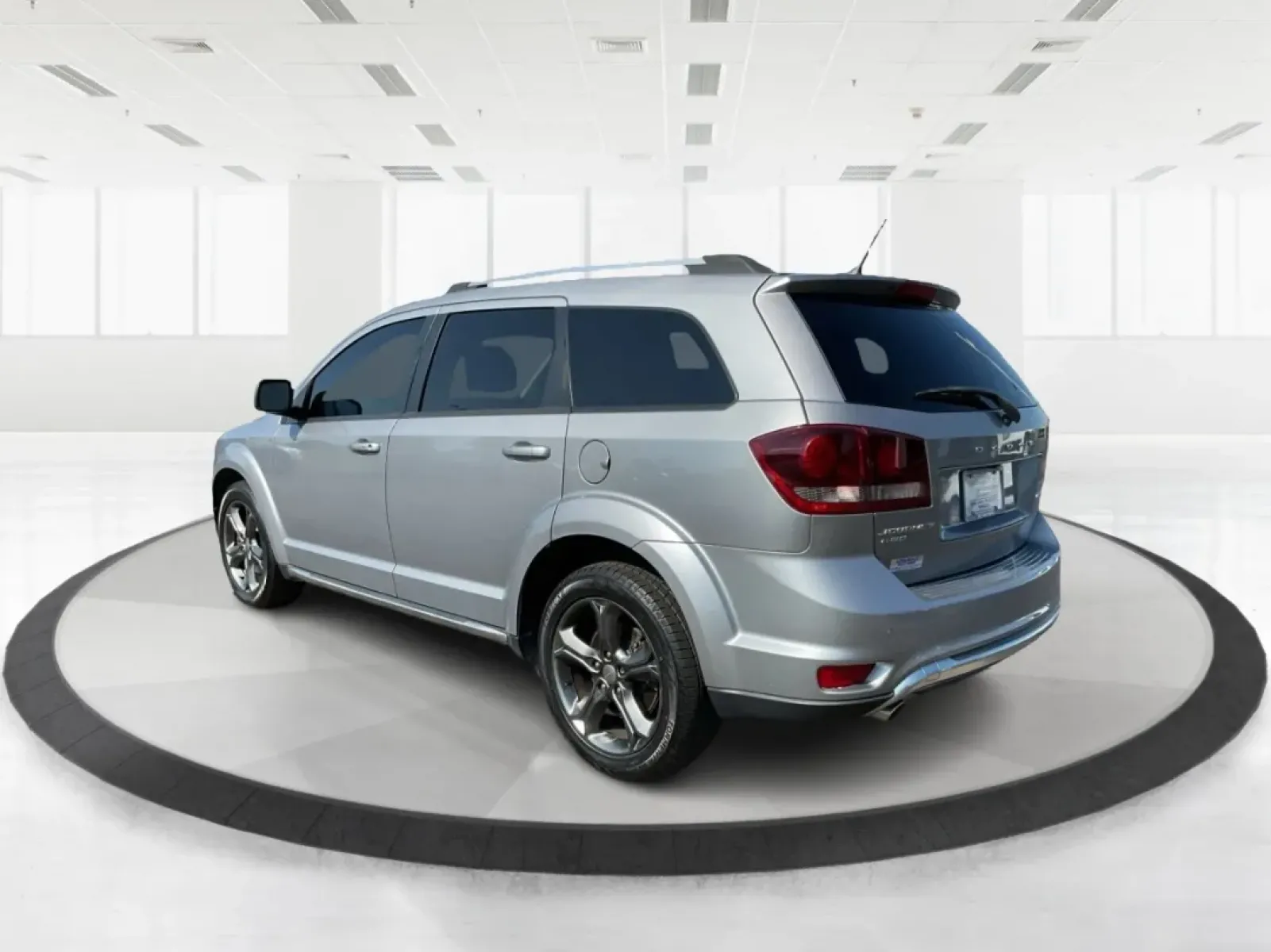 2016 Dodge Journey Crossroad Plus (3C4PDDGG2GT) with an Pentastar 3.6L V-6 DOHC engine, located at 1099 N County Rd 25A , Troy, OH, 45373, (937) 908-9800, 40.057079, -84.212883 - **Adventure Awaits with the 2016 Dodge Journey Crossroad Plus** <br /> <br /> Are you ready for your next family road trip or weekend adventure? The 2016 Dodge Journey Crossroad Plus is designed for those who crave versatility and comfort in their daily lives. This SUV is perfect for growing familie - Photo#4