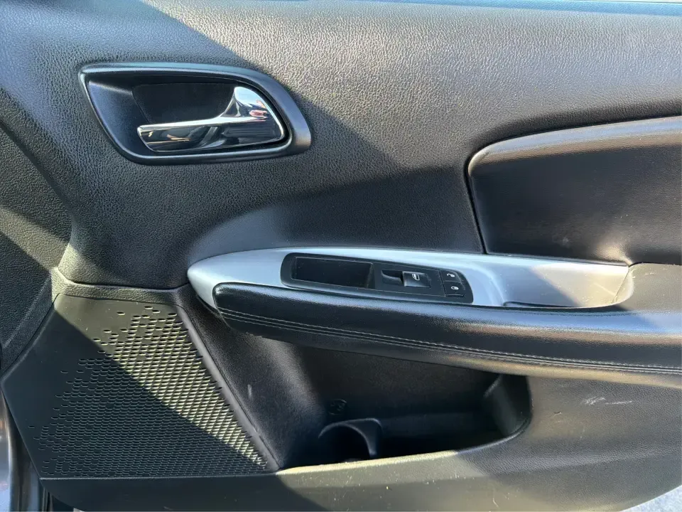 2016 Dodge Journey SXT (3C4PDCBG4GT) with an 3.6L V6 DOHC 24V engine, 4-Speed Automatic transmission, located at 8750 N County Rd 25A, Piqua, OH, 45356, (937) 908-9800, 40.164391, -84.232513 - Pack up the kids, load the snacks, and point the GPS toward your next weekend getaway-this 2016 Dodge Journey SXT is the kind of SUV that fits real life in West Central Ohio. Whether you're juggling school drop-offs, commuting up I75, or planning a day trip to Charleston Falls Preserve, the Journey - Photo#20