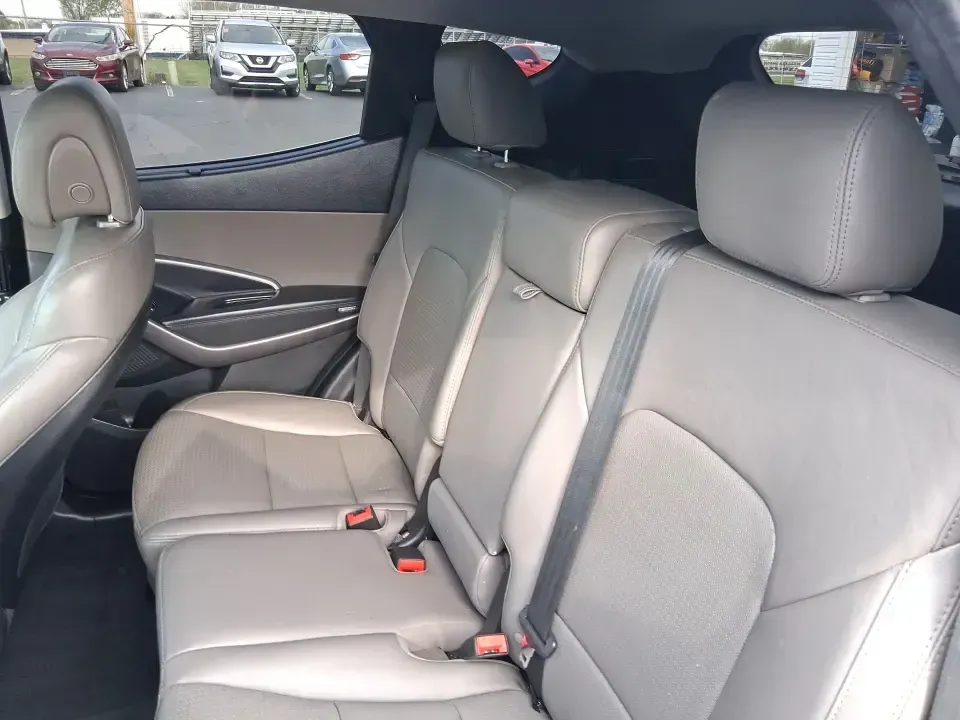 2015 Hyundai Santa Fe 2.4L (5XYZU3LB1FG) with an Theta II 2.4L I-4 gasoline direct injection engine, 6-Speed Automatic transmission, located at 1099 N County Rd 25A , Troy, OH, 45373, (937) 908-9800, 40.057079, -84.212883 - Pack up the kids for a weekend at Treasure Island Park, load the cooler for a day on the Great Miami River, or settle into a comfortable daily commute down I75-this 2015 Hyundai Santa Fe 2.4L is the kind of practical SUV that fits real life in Troy. With confident road manners, flexible cargo space, - Photo#10