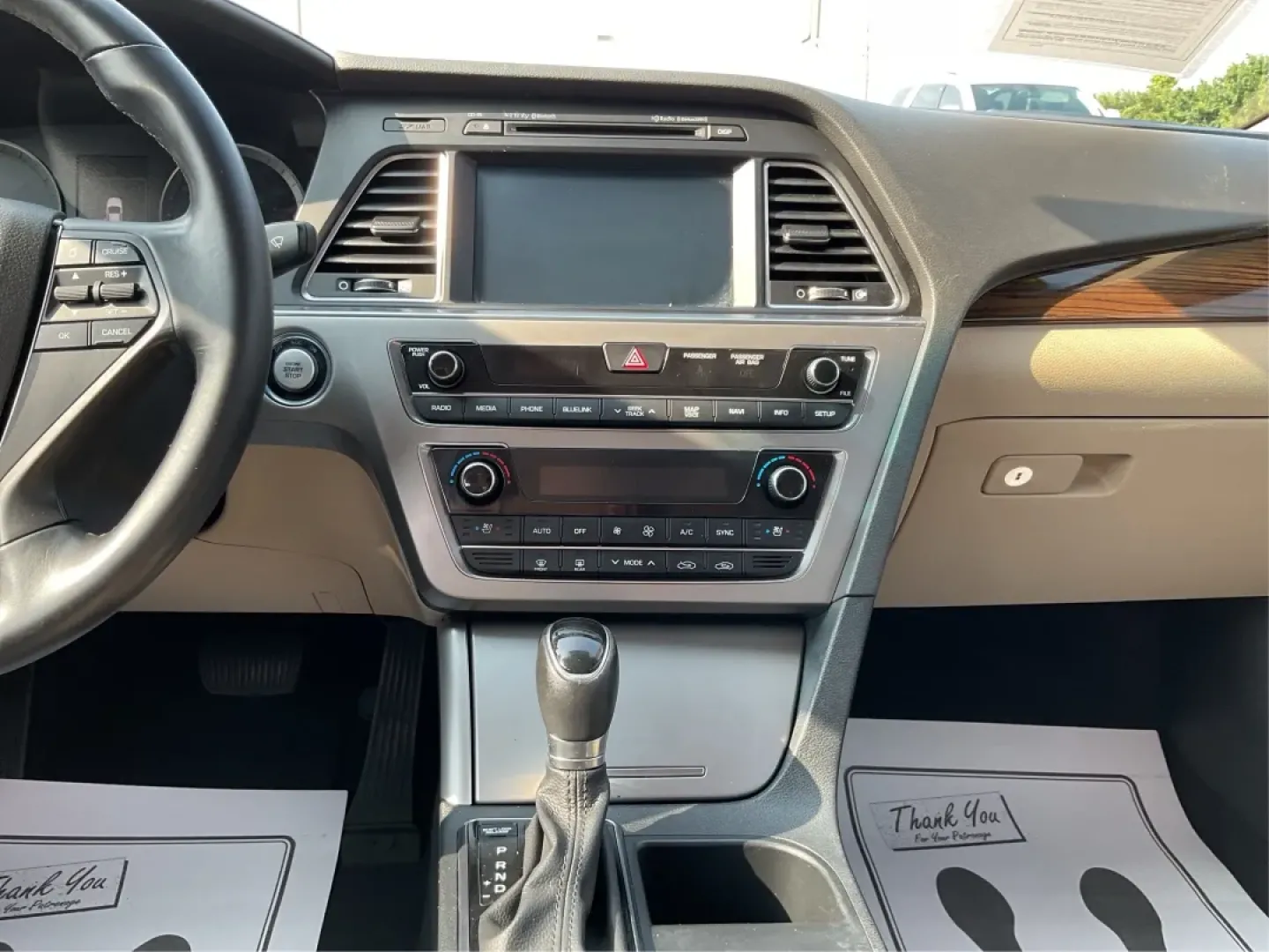 2017 Hyundai Sonata Limited (5NPE34AF4HH) with an 2.4L I-4 gasoline direct injection engine, 6A transmission, located at 1230 East Main St, Xenia, OH, 45385, (937) 908-9800, 39.688026, -83.910172 - Are you ready to elevate your daily drive into an adventure? Meet the 2017 Hyundai Sonata Limited, a perfect companion for anyone looking to combine style, comfort, and reliability. Whether you're commuting to work, shuttling the kids to school, or heading out for a weekend getaway, this sedan offer - Photo#13