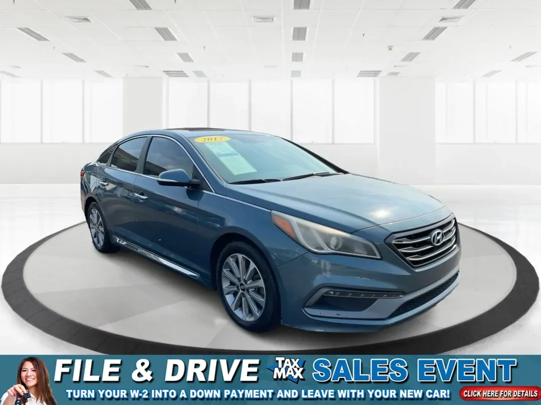 2017 Hyundai Sonata Limited (5NPE34AF4HH) with an 2.4L I-4 gasoline direct injection engine, located at 1230 East Main St, Xenia, OH, 45385, (937) 908-9800, 39.688026, -83.910172 - Are you ready to elevate your daily drive into an adventure? Meet the 2017 Hyundai Sonata Limited, a perfect companion for anyone looking to combine style, comfort, and reliability. Whether you're commuting to work, shuttling the kids to school, or heading out for a weekend getaway, this sedan offer - Photo#0