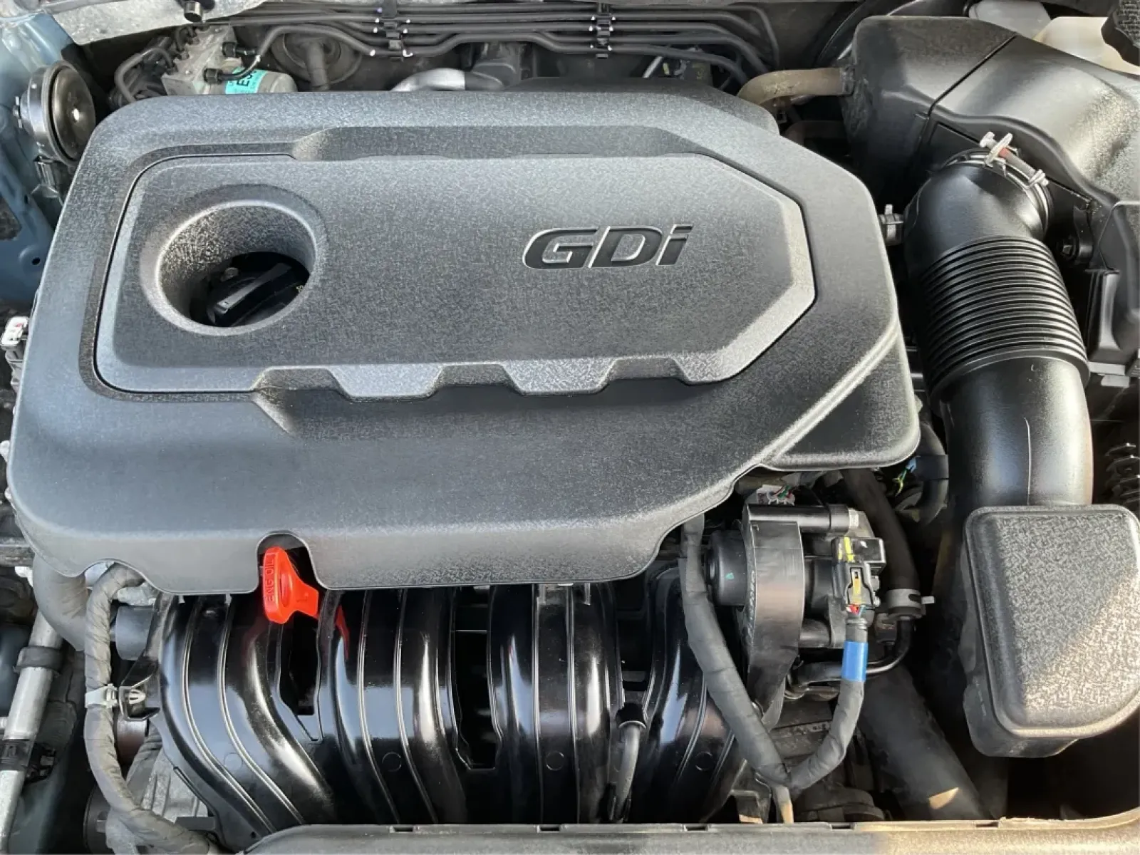 2017 Hyundai Sonata Limited (5NPE34AF4HH) with an 2.4L I-4 gasoline direct injection engine, located at 1099 N County Rd 25A , Troy, OH, 45373, (937) 908-9800, 40.057079, -84.212883 - Are you ready to elevate your daily drive into an adventure? Meet the 2017 Hyundai Sonata Limited, a perfect companion for anyone looking to combine style, comfort, and reliability. Whether you're commuting to work, shuttling the kids to school, or heading out for a weekend getaway, this sedan offer - Photo#11