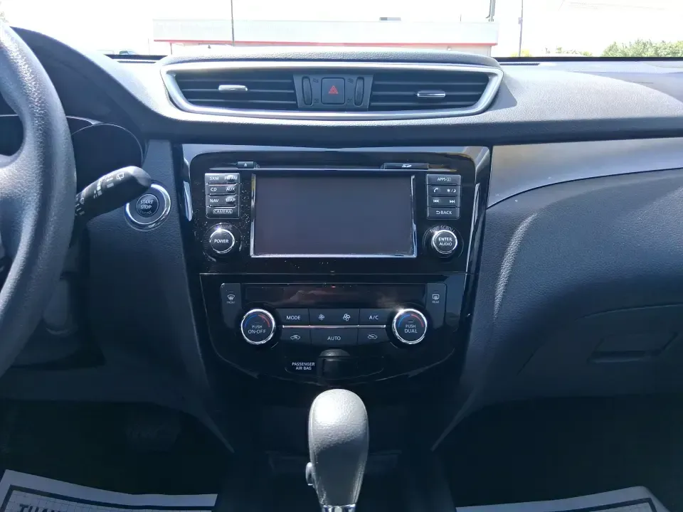 2015 Nissan Rogue SV (KNMAT2MV8FP) with an 2.5L I-4 DOHC engine, Continuously Variable Transmission transmission, located at 880 E. National Road, Vandalia, OH, 45377, (937) 908-9800, 39.891918, -84.183594 - Pack up the kids, load the cooler, and point the SUV toward your next weekend escape-this Cayenne Red 2015 Nissan Rogue SV is the kind of do-it-all crossover that fits real life in Vandalia, from school drop-offs and grocery runs to road trips up I75. With confident 4WD/AWD traction, a comfortable c - Photo#13