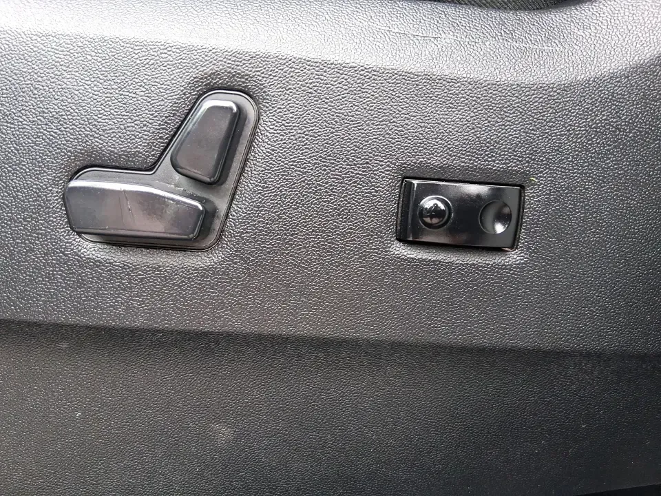 2014 Dodge Grand Caravan SXT 30th Anniversary (2C4RDGCGXER) with an 3.6L V-6 DOHC engine, 6-Speed Automatic transmission, located at 1951 S Dayton Lakeview Rd., New Carlisle, OH, 45344, (937) 908-9800, 39.890999, -84.050255 - Load up the kids, the coolers, and the weekend plans-this 2014 Dodge Grand Caravan SXT 30th Anniversary is built for real life in Ohio, whether you're handling school drop-offs, commuting down I70, or taking a road trip to the National Museum of the U.S. Air Force in nearby Dayton. With three rows a - Photo#18