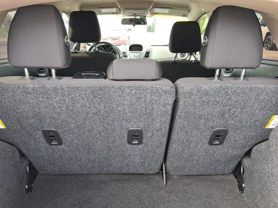 2019 Ford Fiesta SE (3FADP4EJ8KM) with an 1.6L I-4 DOHC engine, located at 401 Woodman Dr, Riverside, OH, 45431, (937) 908-9800, 39.760899, -84.123421 - Need a smart, easy-to-park hatchback for busy Riverside life-whether you're commuting down I-675, running errands near Wright-Patterson AFB, or squeezing into tight spots around The Greene in Beavercreek? This 2019 Ford Fiesta SE Hatchback in Shadow Black is built for real-world driving: efficient, - Photo#12