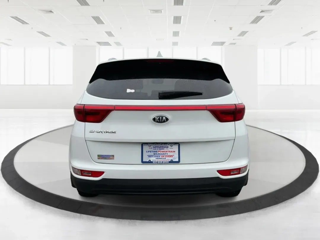 2018 Kia Sportage LX (KNDPMCACXJ7) with an Theta II 2.4L I-4 gasoline direct injection engine, 6A transmission, located at 1099 N County Rd 25A , Troy, OH, 45373, (937) 908-9800, 40.057079, -84.212883 - **Discover Your Next Adventure with the 2018 Kia Sportage LX at Advantage Car and Credit!**<br /> <br /> Are you searching for the perfect vehicle that can seamlessly transition from daily commutes to weekend getaways? Look no further than this stunning 2018 Kia Sportage LX, available now at Advanta - Photo#2