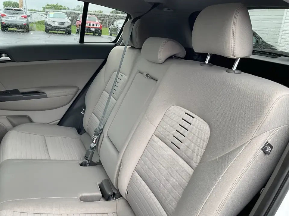 2018 Kia Sportage LX (KNDPMCACXJ7) with an Theta II 2.4L I-4 gasoline direct injection engine, 6A transmission, located at 1099 N County Rd 25A , Troy, OH, 45373, (937) 908-9800, 40.057079, -84.212883 - **Discover Your Next Adventure with the 2018 Kia Sportage LX at Advantage Car and Credit!**<br /> <br /> Are you searching for the perfect vehicle that can seamlessly transition from daily commutes to weekend getaways? Look no further than this stunning 2018 Kia Sportage LX, available now at Advanta - Photo#9