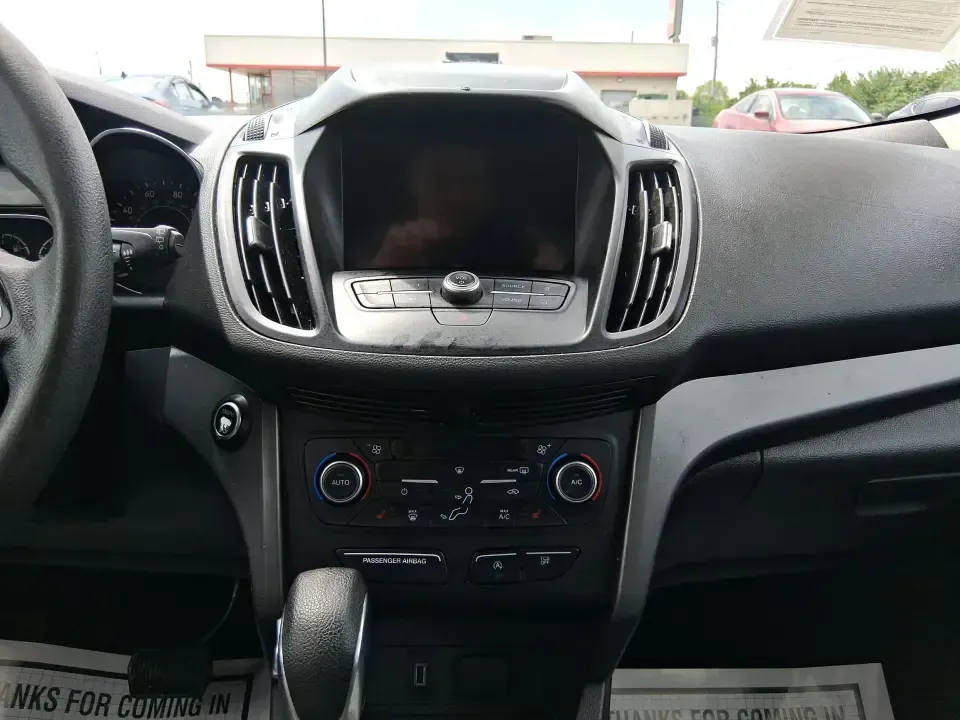 2019 Ford Escape SE (1FMCU0GD6KU) with an 1.5L L4 DOHC 16V engine, 6A transmission, located at 401 Woodman Dr, Riverside, OH, 45431, (937) 908-9800, 39.760899, -84.123421 - Weekday commutes down Woodman Dr, school drop-offs, and weekend getaways to Carillon Historical Park or a quick run up I675-this 2019 Ford Escape SE is the kind of SUV that fits real life in Riverside, Ohio. With its easy-to-park size, confident road manners, and versatile cargo space, it's a smart - Photo#13