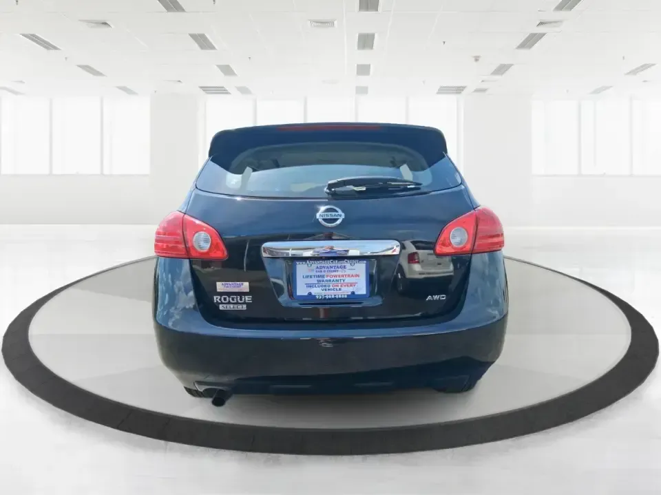 2015 Nissan Rogue S (JN8AS5MV0FW) with an 2.5L I-4 DOHC engine, Continuously Variable Transmission transmission, located at 1230 East Main St, Xenia, OH, 45385, (937) 908-9800, 39.688026, -83.910172 - Need a capable SUV for Ohio's changing seasons-school runs in the morning, a long commute down US-35, and a weekend escape to John Bryan State Park or the Greene County Fairgrounds? This 2015 Nissan Rogue S in Super Black is the kind of practical, do-it-all crossover that fits real life in Xenia: co - Photo#3